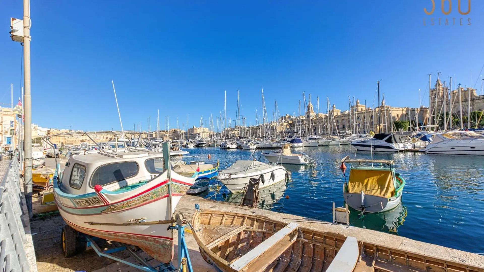 Lovely Traditional 4Br Townhouse In Charming Isla By 360 Estates Apartment Senglea